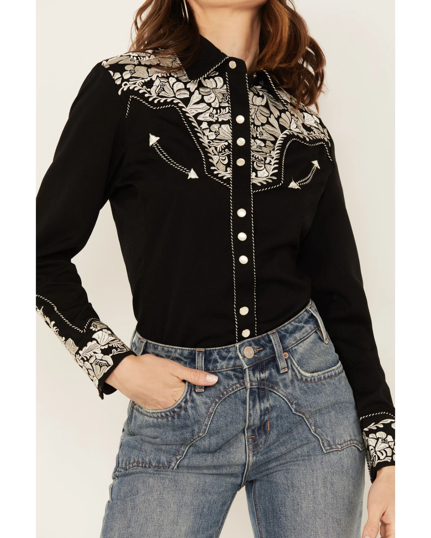 Scully Women's Silver Western Embroidered Shirt - Image 3
