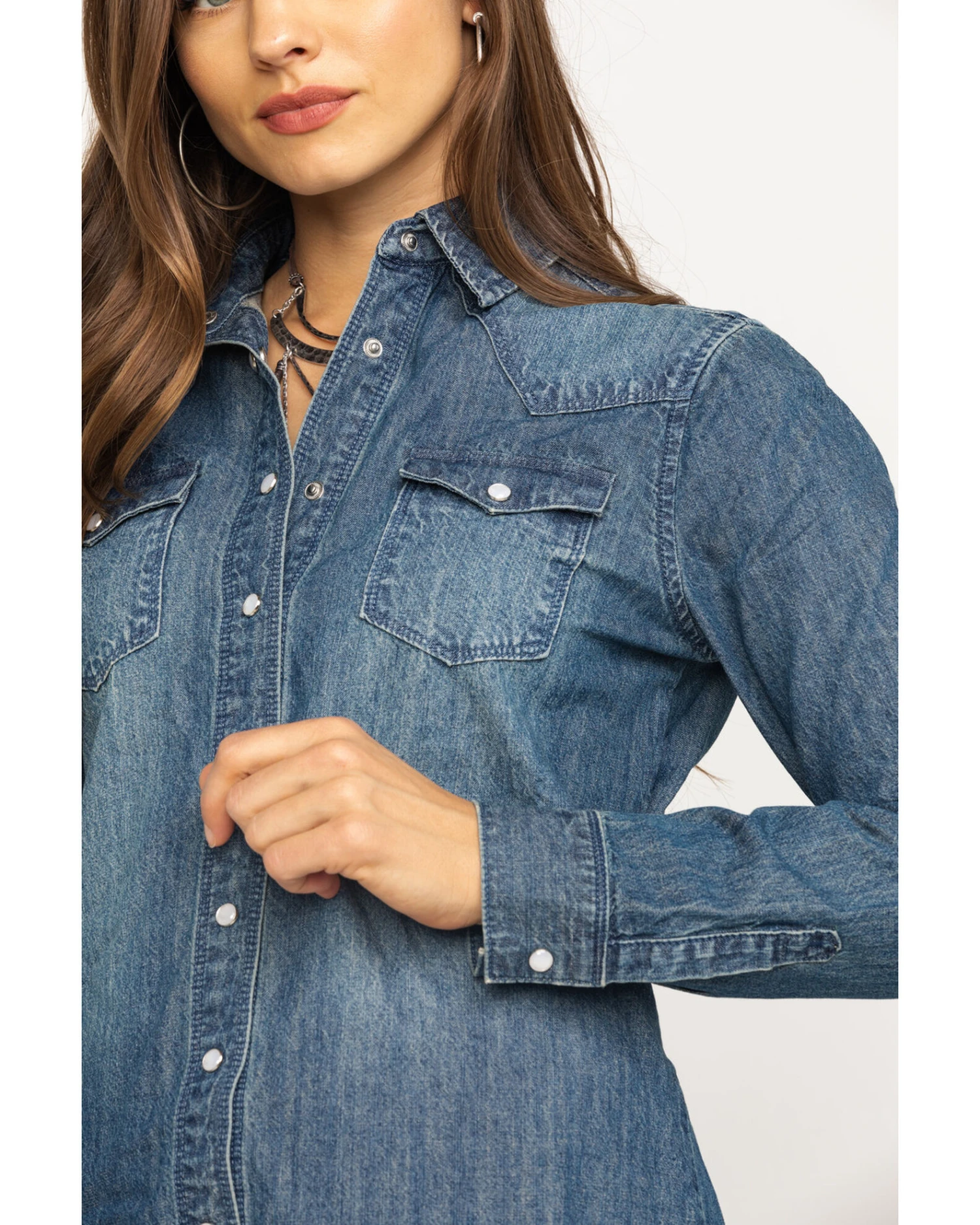 Stetson Women's Floral Embroidered Denim Long Sleeve Pearl Snap Western Shirt - Image 6