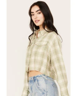 Cleo + Wolf Women's Long Sleeve Cropped Shirt