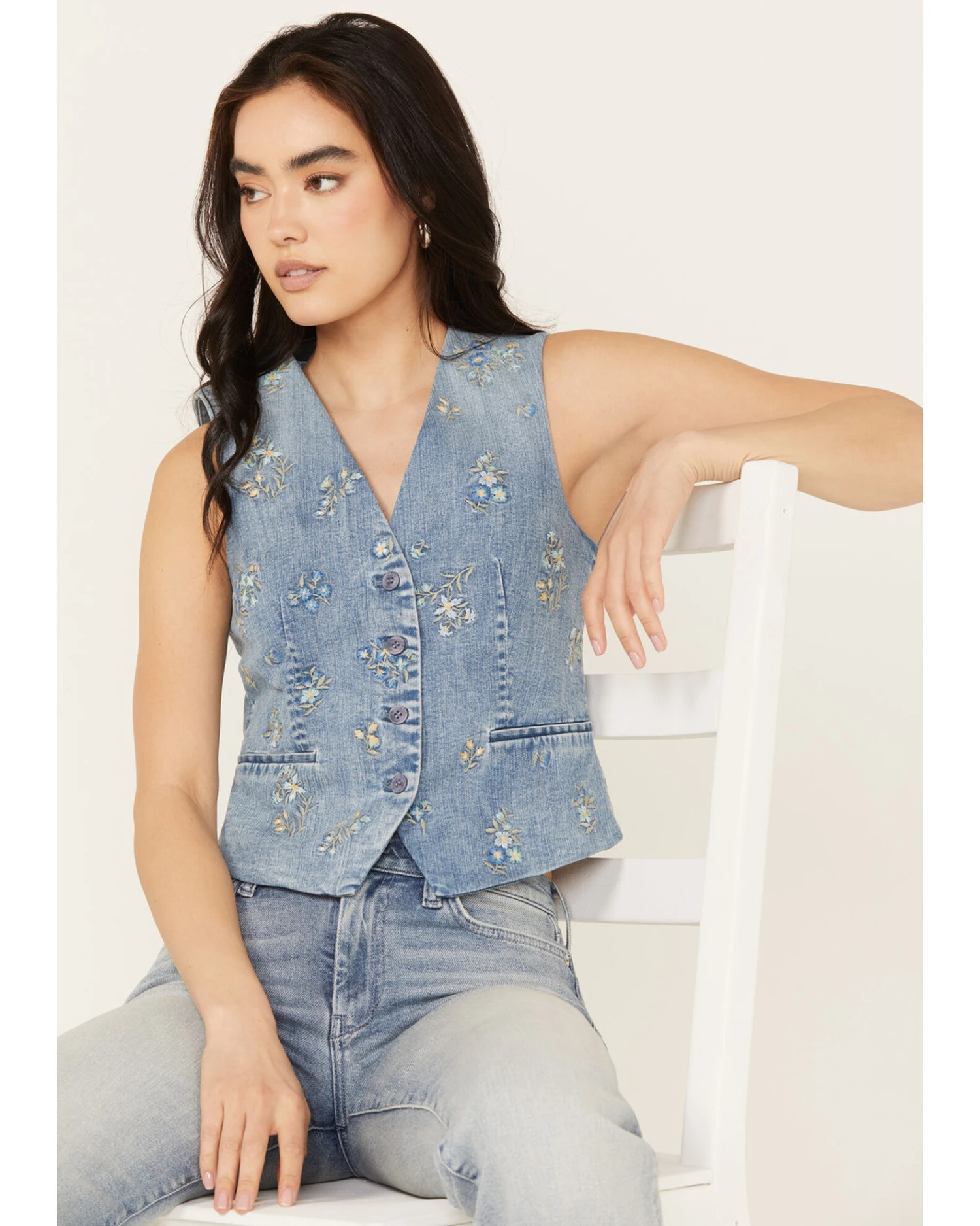 Driftwood Women's Nola Sky Light Wash Floral Print Denim Vest - Image 2